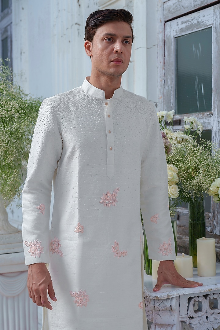 Ivory Raw Silk Floral Embroidered Kurta Set by Amrit Dawani at Pernia's Pop Up Shop