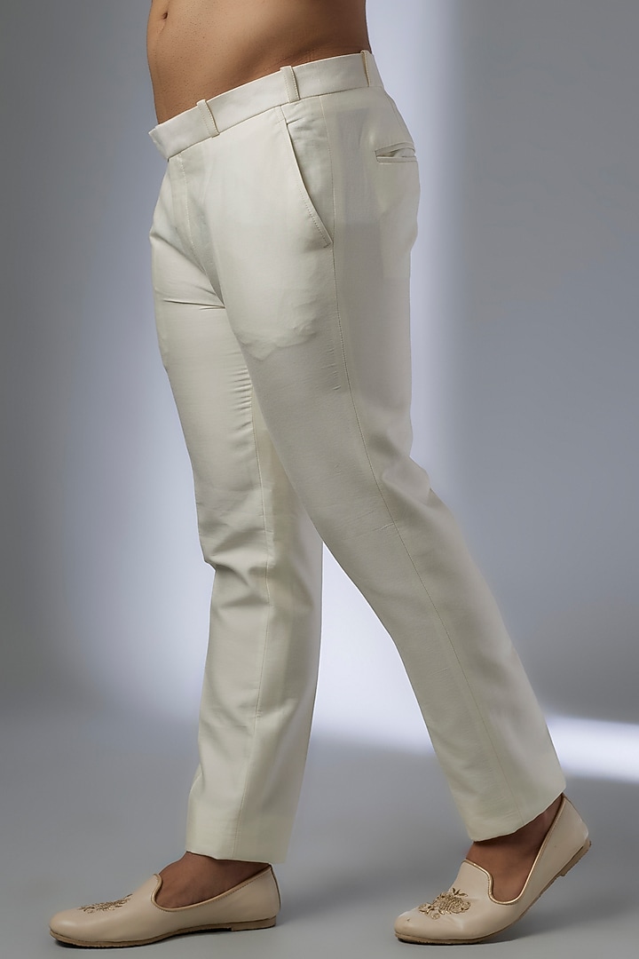 Light Pink Raw Silk Thread Embroidered Sherwani Set by Amrit Dawani at Pernia's Pop Up Shop