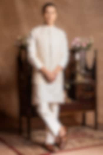 Ivory Cotton Silk Embroidered Bundi Set by Amrit Dawani at Pernia's Pop Up Shop