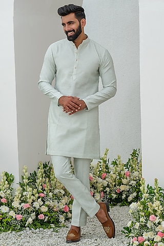 V shape kurta discount pajama