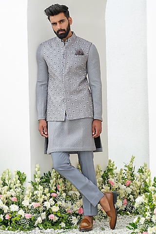 Grey Staple Cotton Hand Embroidered Bundi Jacket Set by Amrit Dawani