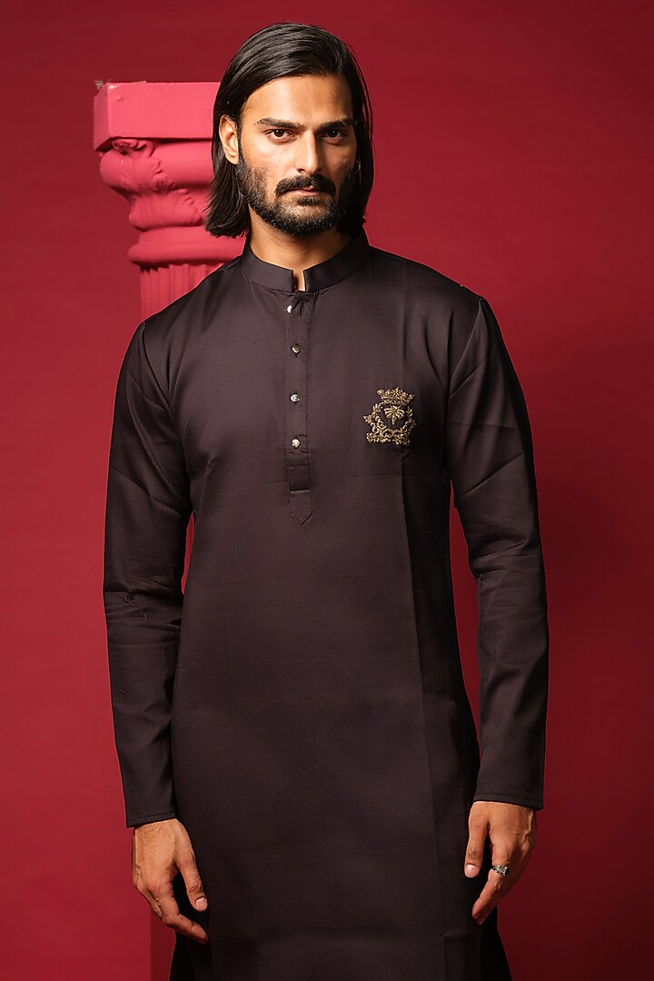 Black Cotton Blended Zari Work Kurta Set by Amrit Dawani at Pernia's Pop Up Shop