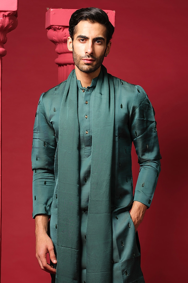 Emerald Modal Silk Embroidered Kurta Set by Amrit Dawani at Pernia's Pop Up Shop