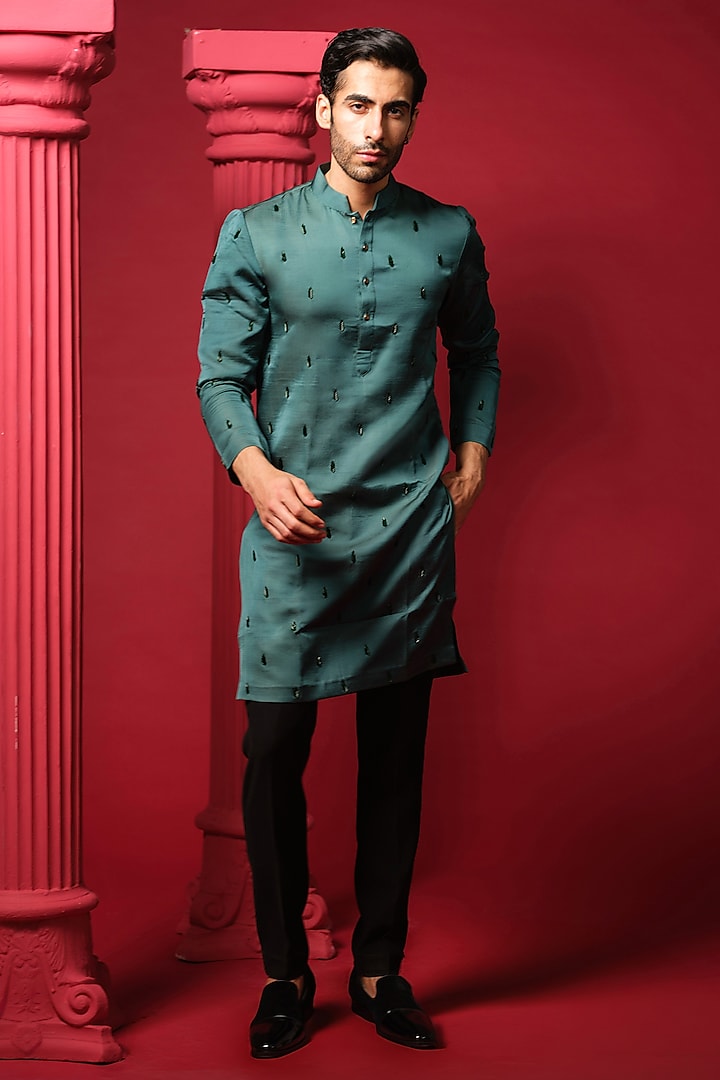 Emerald Modal Silk Embroidered Kurta Set by Amrit Dawani at Pernia's Pop Up Shop