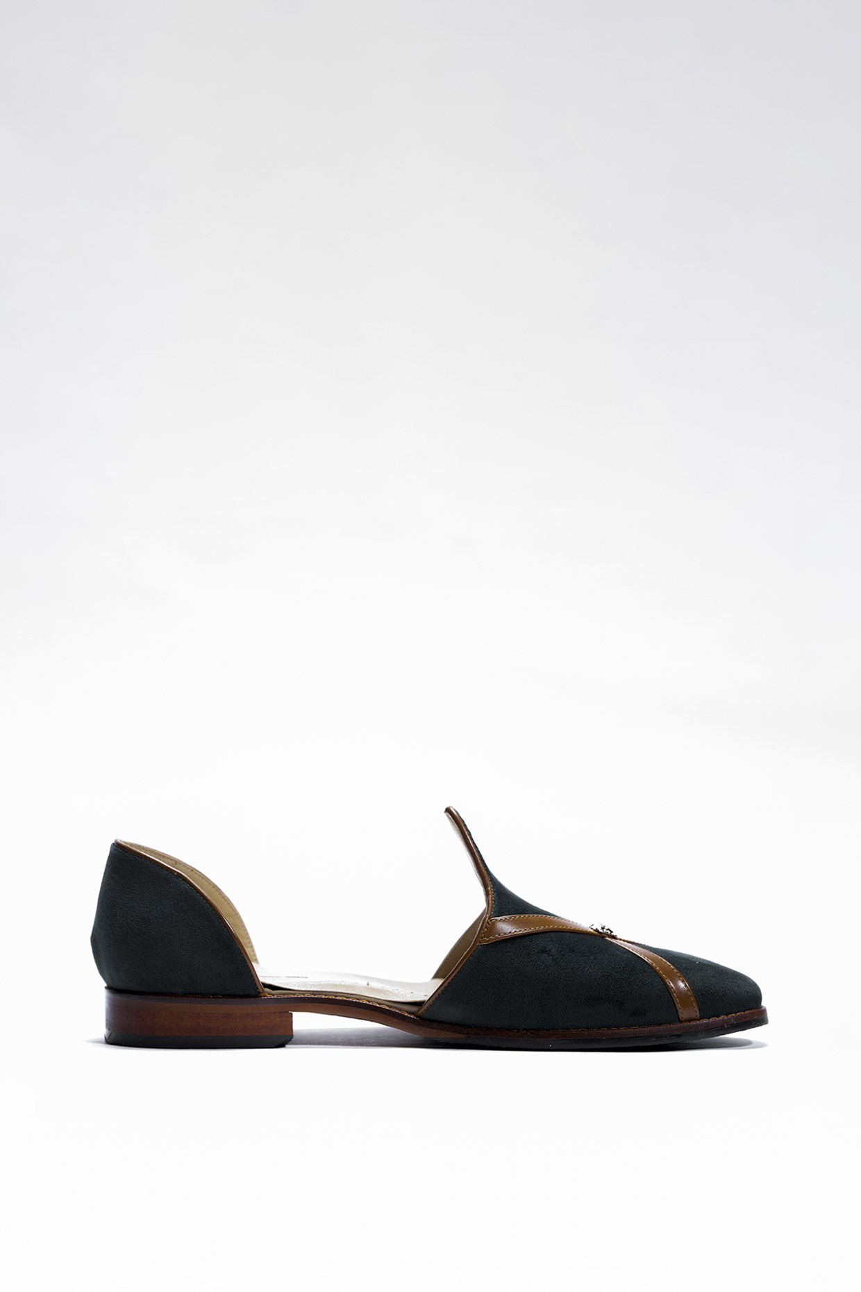 Green & Tan Suede Derby Sandals by Amrit Dawani