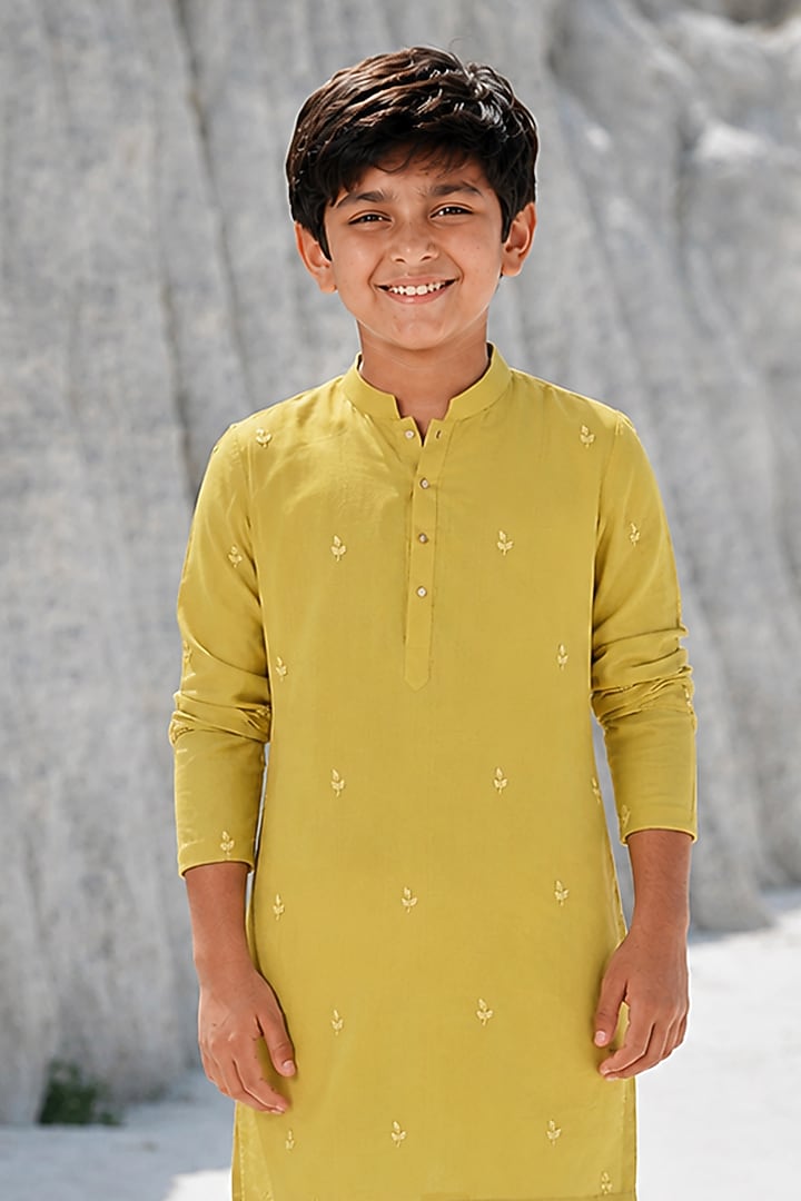 Lime Yellow Cotton Silk Blend Hand Embroidered Kurta Set For Boys by Amrit Dawani Kids at Pernia's Pop Up Shop
