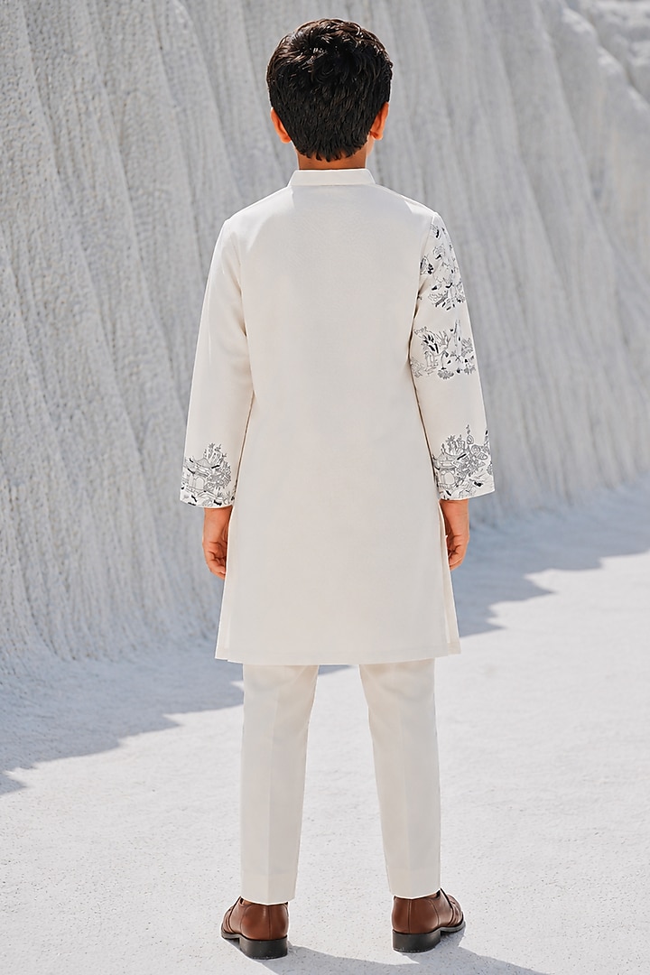 Ivory Modal Silk Thread Work Kurta Set For Boys by Amrit Dawani Kids at Pernia's Pop Up Shop