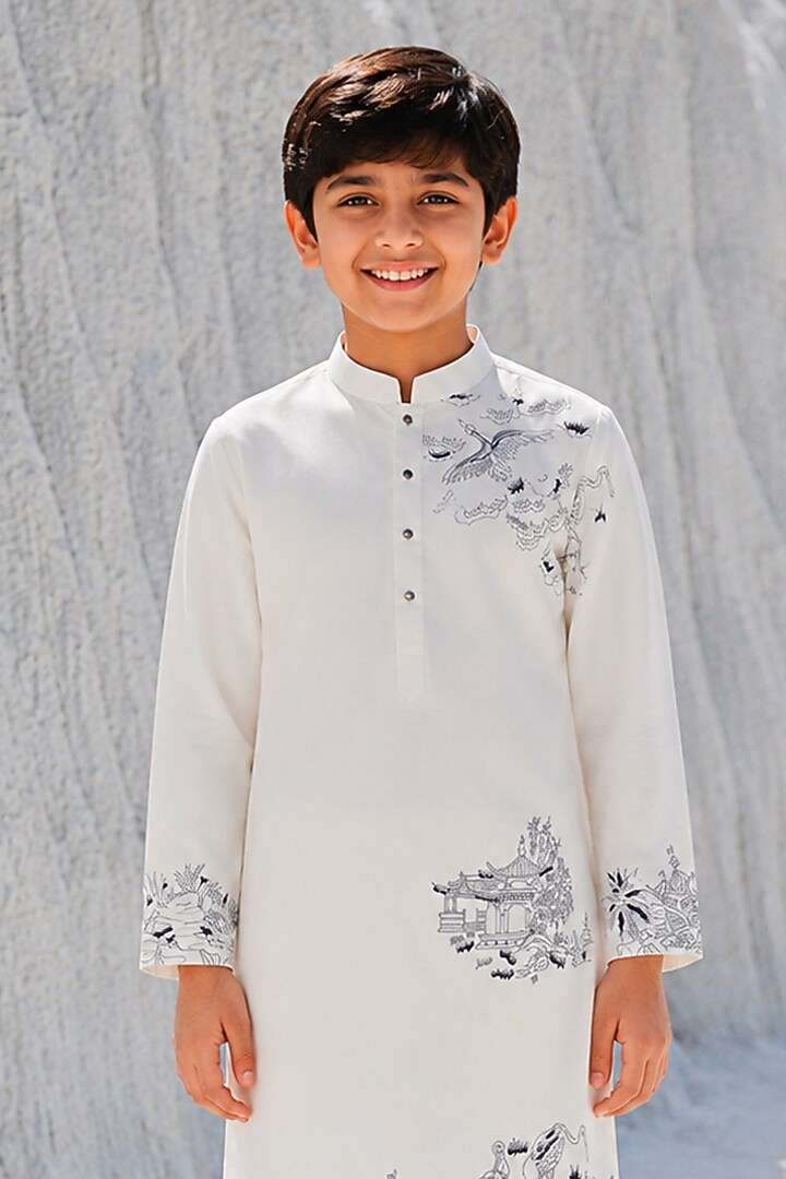 Ivory Modal Silk Thread Work Kurta Set For Boys by Amrit Dawani Kids at Pernia's Pop Up Shop