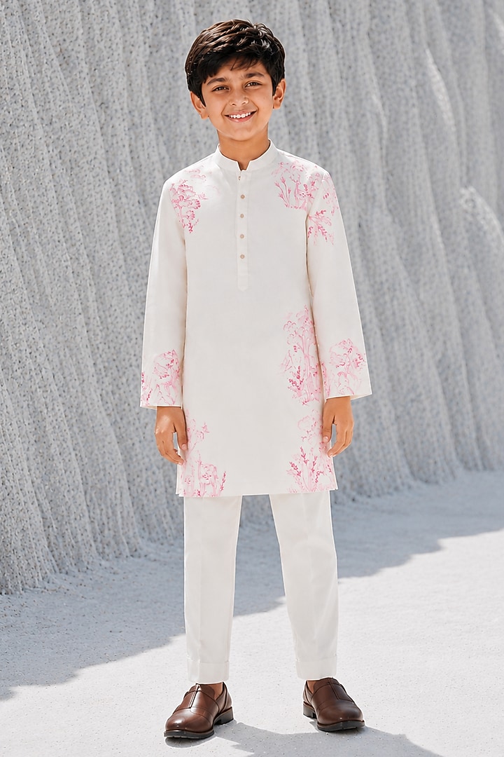 Ivory Modal Silk Hand Painted Kurta Set For Boys by Amrit Dawani Kids at Pernia's Pop Up Shop