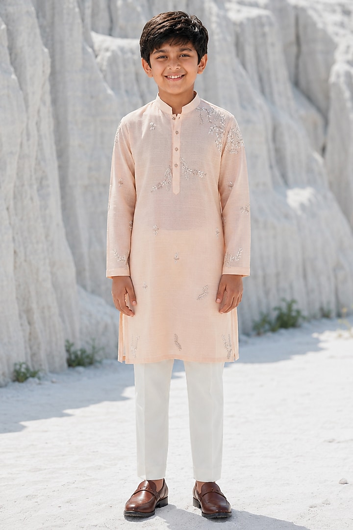Peach Cotton Silk Blend Thread Embroidered Kurta Set For Boys by Amrit Dawani Kids at Pernia's Pop Up Shop