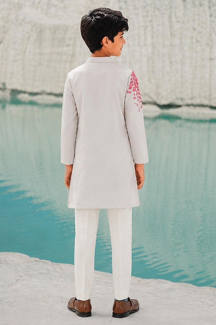 Light Grey Modal Silk Hand Painted Kurta Set For Boys by Amrit Dawani Kids at Pernia's Pop Up Shop