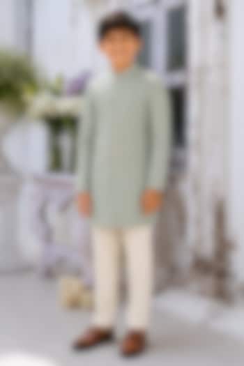 Green Textured Chanderi Kurta Set For Boys by Amrit Dawani Kids at Pernia's Pop Up Shop