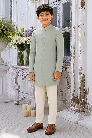 Green Textured Chanderi Kurta Set For Boys by Amrit Dawani Kids