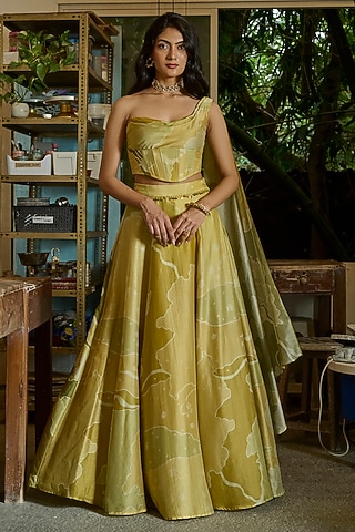 Green & Gold Pure Chanderi Lehenga Set by ANKITA DHARMAN