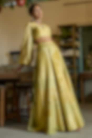 Green & Gold Pure Chanderi Lehenga Set by ANKITA DHARMAN at Pernia's Pop Up Shop