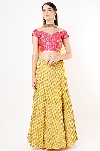 Yellow Embroidered Lehenga Set by Agastya The Era Edit