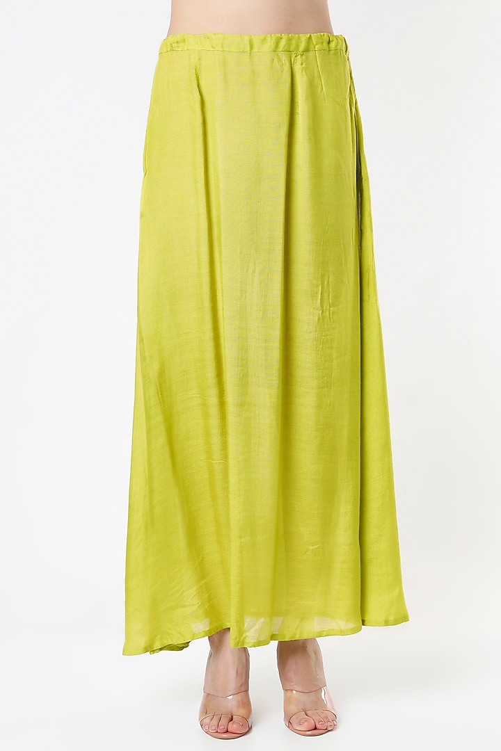 Lime Green Embroidered Wedding Saree Set by Architha Narayanam at Pernia's Pop Up Shop