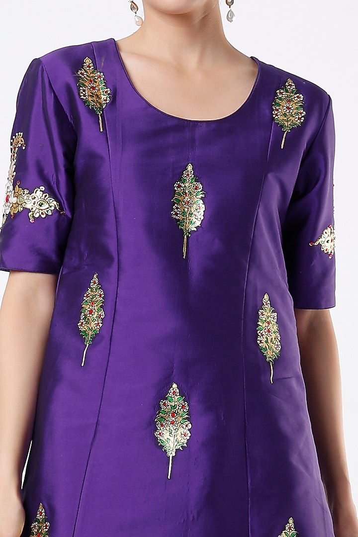 Violet Silk Kurta Set by Architha Narayanam at Pernia's Pop Up Shop