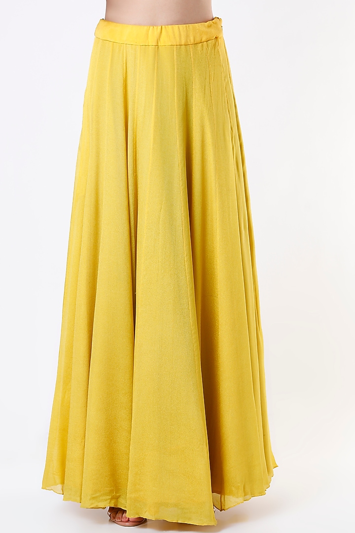 Yellow Embroidered Wedding Saree Set by Architha Narayanam at Pernia's Pop Up Shop