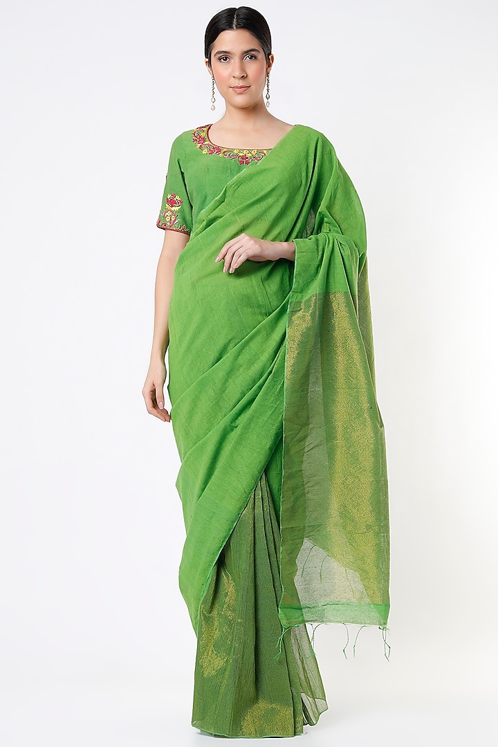 Green Handloom Cotton Saree Set by Architha Narayanam