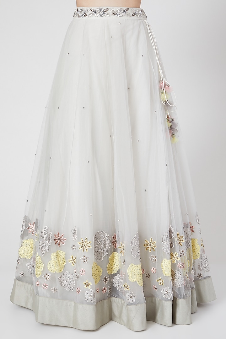 Grey & White Embroidered Wedding Lehenga Set by Architha Narayanam at Pernia's Pop Up Shop