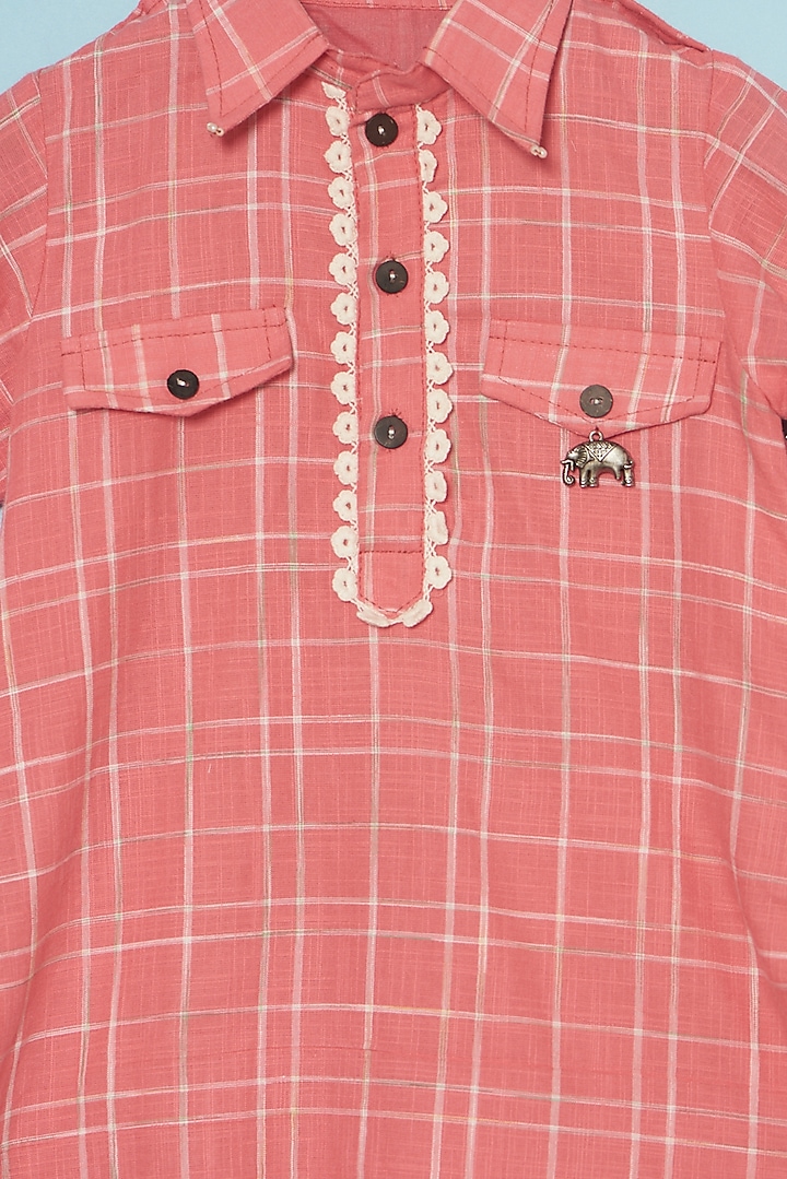 Pink Cotton Checkered Kurta Set For Boys by ATIJAH at Pernia's Pop Up Shop