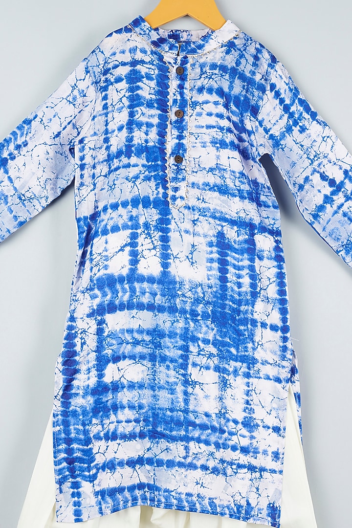 Blue Cotton Printed Kurta Set For Boys by ATIJAH at Pernia's Pop Up Shop