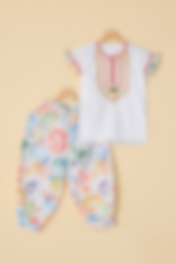 White Cotton Printed Kurta Set For Girls by ATIJAH at Pernia's Pop Up Shop