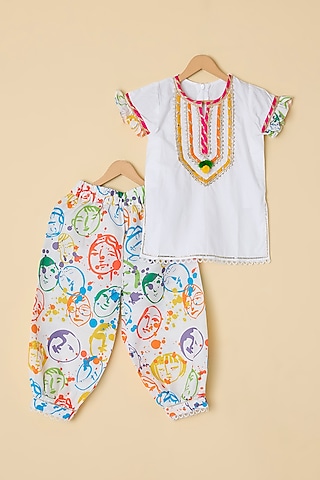 White Cotton Printed Kurta Set For Girls by ATIJAH