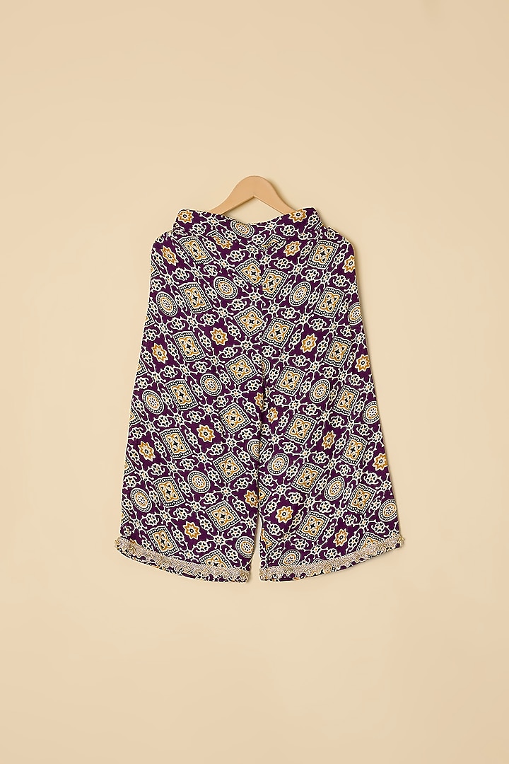 White Cotton Embroidered Kurta Set For Girls by ATIJAH at Pernia's Pop Up Shop