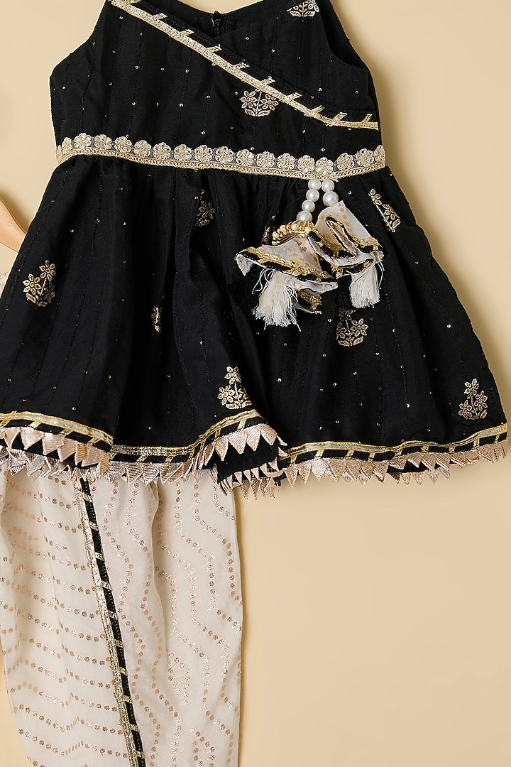 Black Chanderi Embroidered Kurta Set For Girls by ATIJAH at Pernia's Pop Up Shop