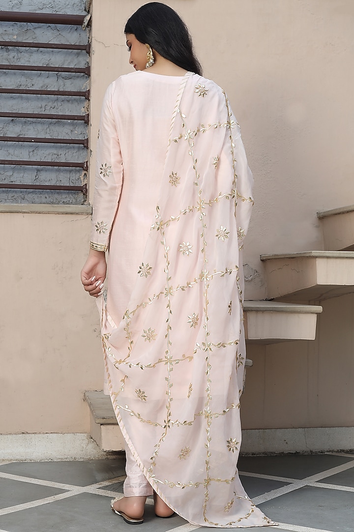 Powder Pink Embroidered Kurta Set by Atman at Pernia's Pop Up Shop