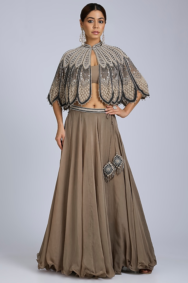 Grey Organza Paneled Cape Set by Amitabh Malhotra at Pernia's Pop Up Shop