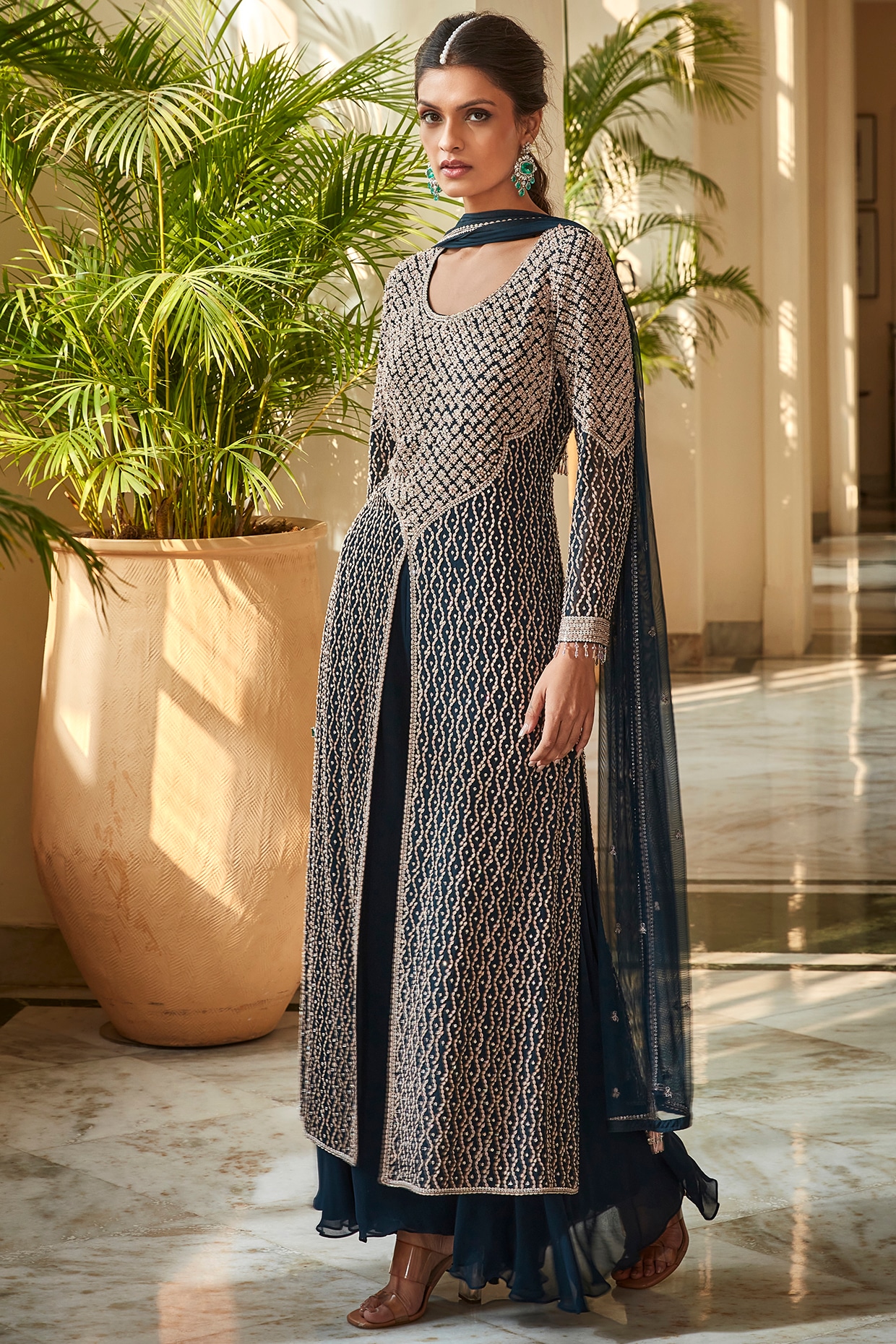 Plazo suits deals by manish malhotra