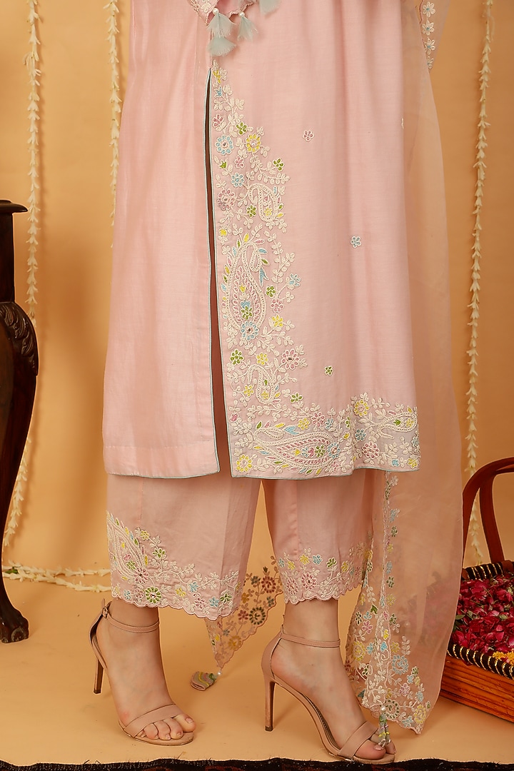 Pink Pure Silk Chanderi Floral Embroidered Straight Kurta Set by A Touch Of Zari at Pernia's Pop Up Shop
