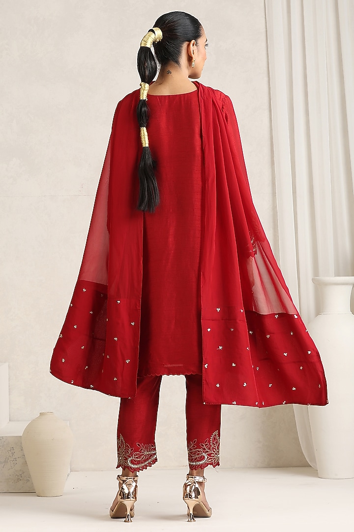 Red Bemberg Silk Sequins Embroidered Kurta Set by A Touch Of Zari at Pernia's Pop Up Shop