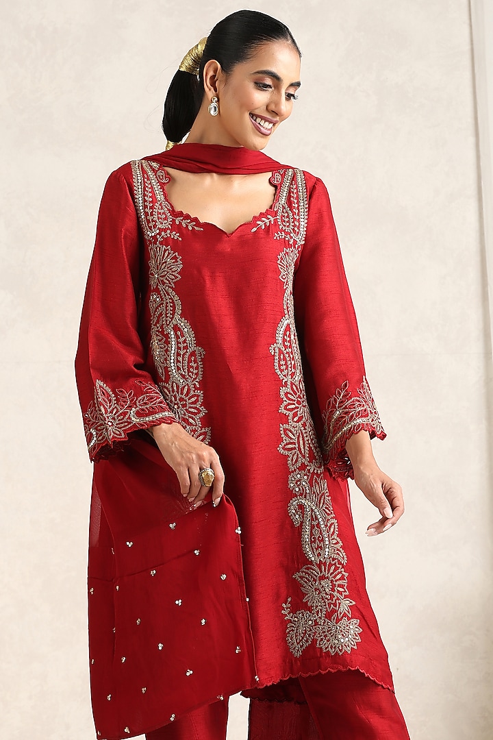Red Bemberg Silk Sequins Embroidered Kurta Set by A Touch Of Zari at Pernia's Pop Up Shop