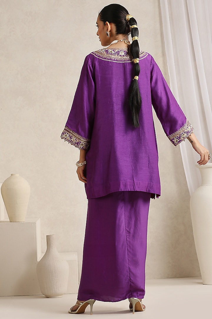 Purple Bemberg Silk Hand Embroidered Kurta Set by A Touch Of Zari at Pernia's Pop Up Shop