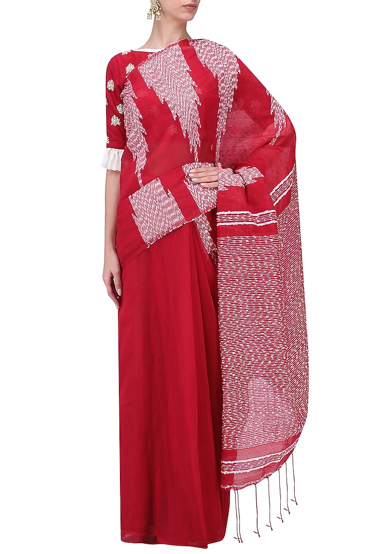Red handloom cotton saree with blouse available only at Pernia's Pop Up Shop.