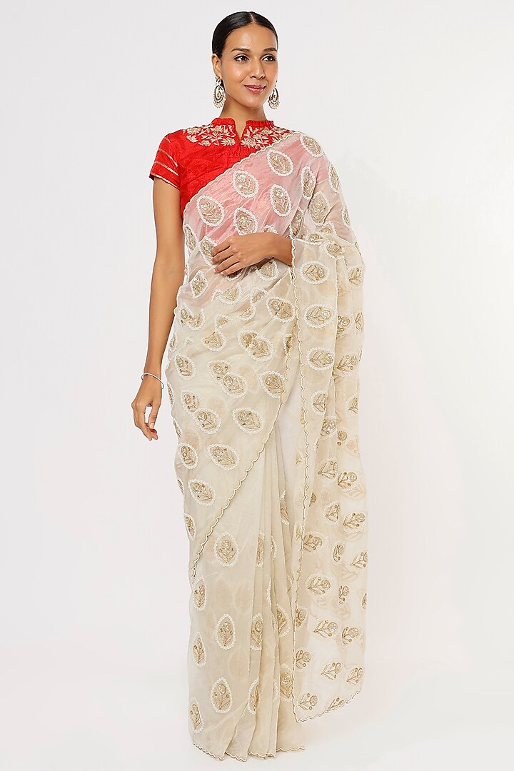Off-White Embroidered Saree Set by Aura Kreations