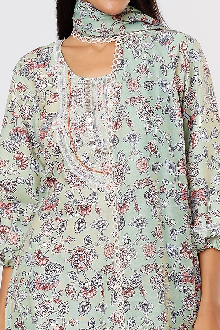 Green Printed & Embroidered Kurta Set by Aura Kreations at Pernia's Pop Up Shop