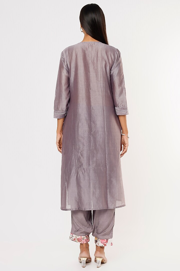 Purple Hand Embroidered Kurta Set by Aura Kreations at Pernia's Pop Up Shop