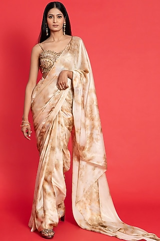Ivory-Gold Georgette Mug-Dye Printed Saree Set by Aurouss