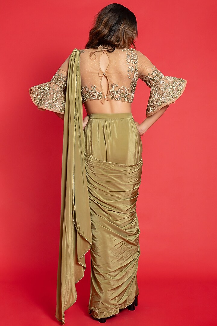 Green-Gold Shimmer & Tulle Draped Wedding Saree Set by Aurouss at Pernia's Pop Up Shop