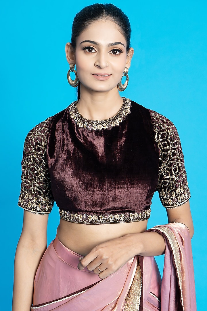 Pink Tissue & Velvet Wedding Saree Set by Aurouss at Pernia's Pop Up Shop