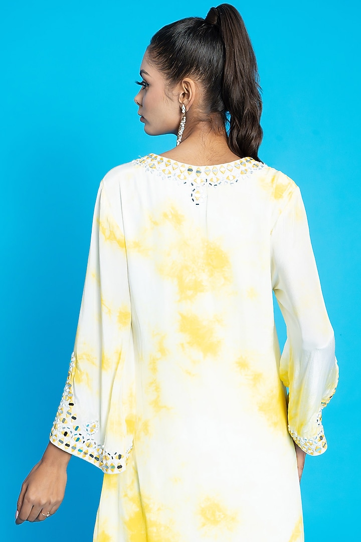 Yellow & Ivory Crepe Mirror Embroidered Kurta Set by Aurouss at Pernia's Pop Up Shop
