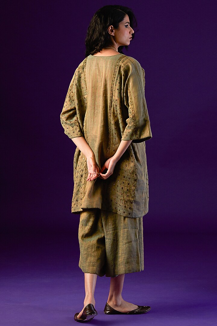 Olive Green & Red Cotton Silk Embroidered Kurta Set by AURUL at Pernia's Pop Up Shop