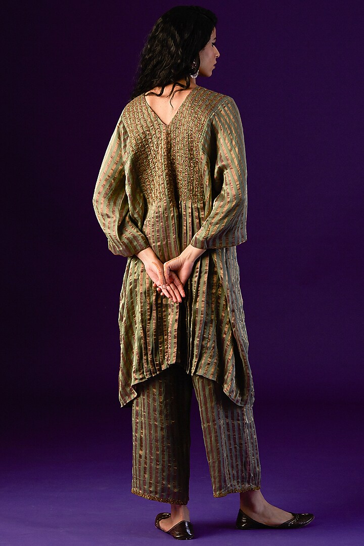 Light Green Cotton Silk Embroidered Kurta Set by AURUL at Pernia's Pop Up Shop