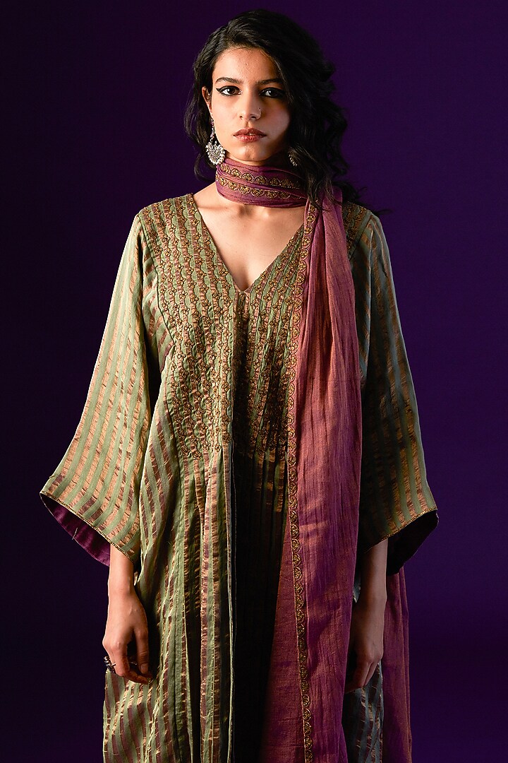 Light Green Cotton Silk Embroidered Kurta Set by AURUL at Pernia's Pop Up Shop