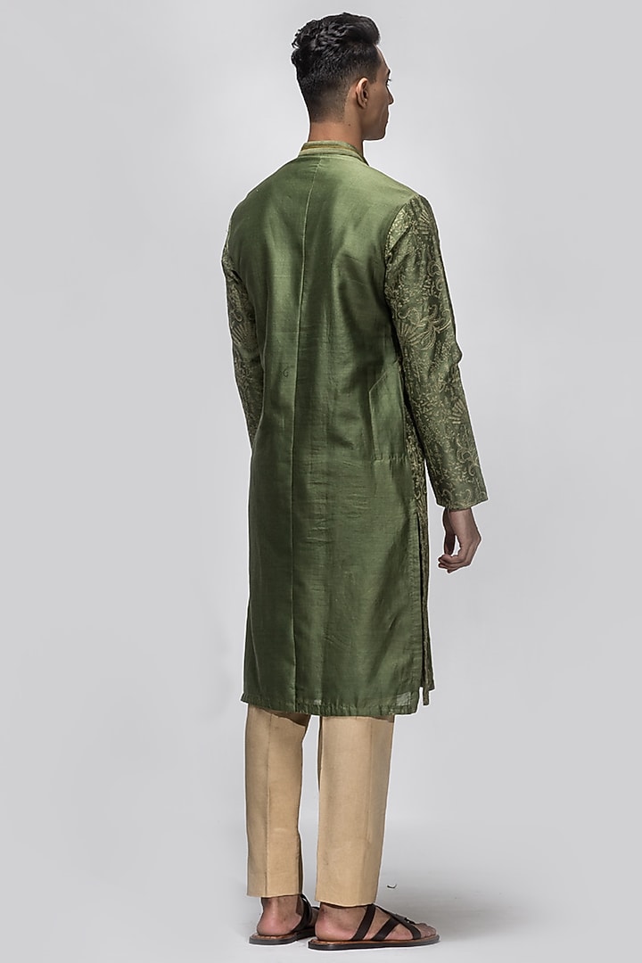 Mehendi Green Chanderi Silk Resham Embroidered Kurta Set by ASUKA at Pernia's Pop Up Shop